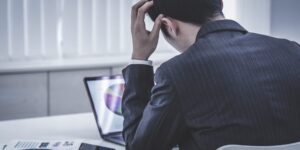 経理アウトソーシングのデメリット