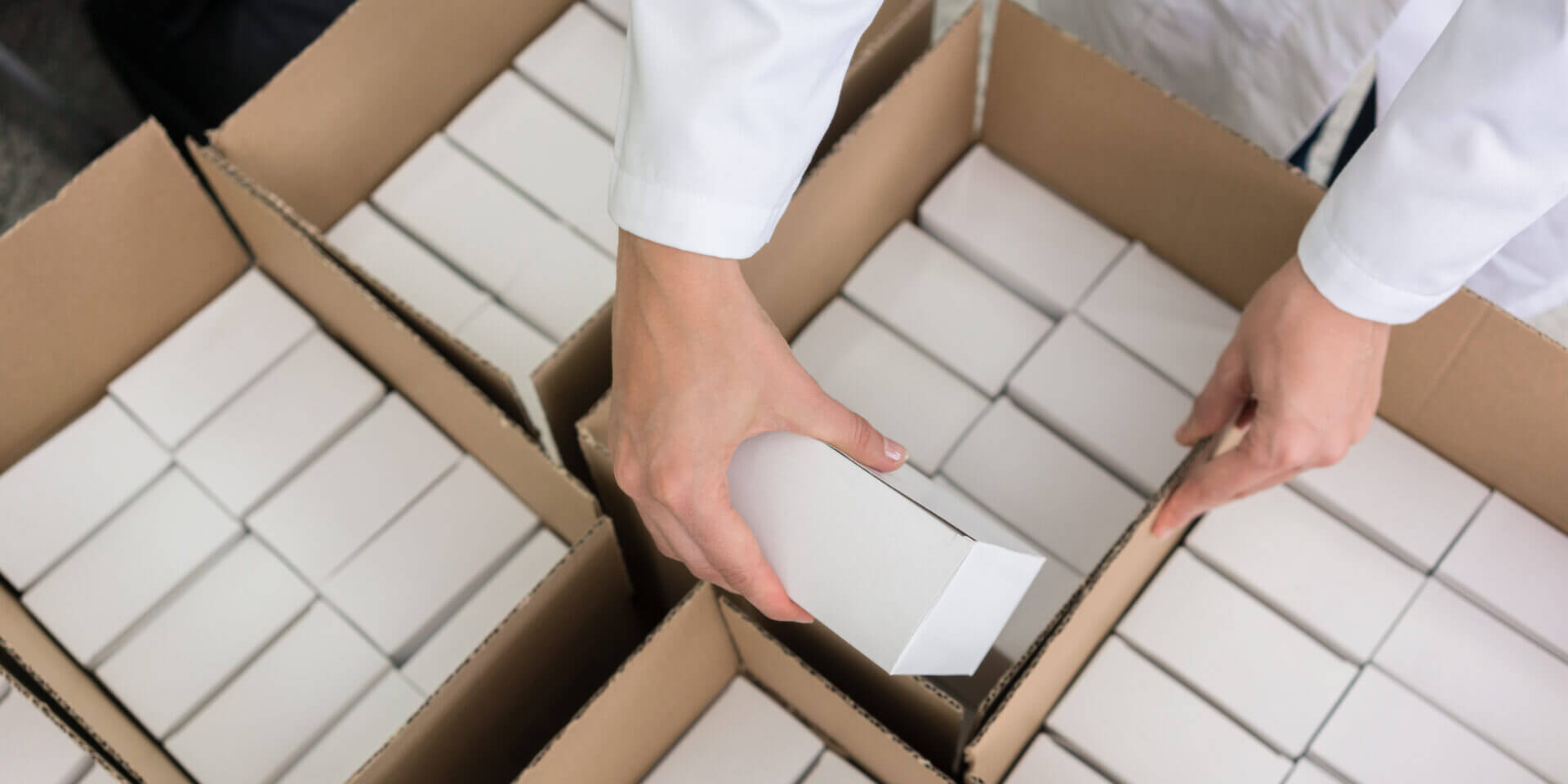 化粧品製造業許可の倉庫に依頼する際の確認ポイント