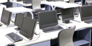 キッティングサービスを利用するメリット