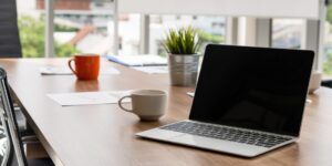 滋賀の派遣会社を利用するメリット・デメリット